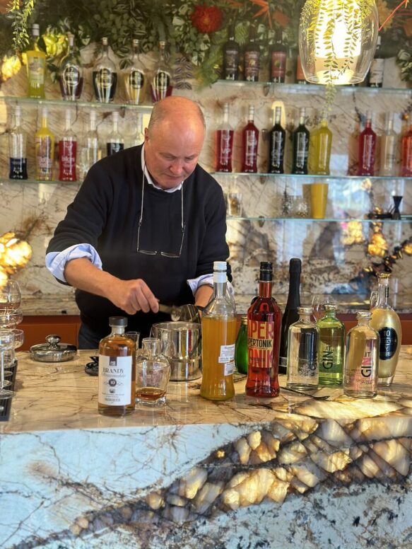Rez-de-chaussée, notre bar